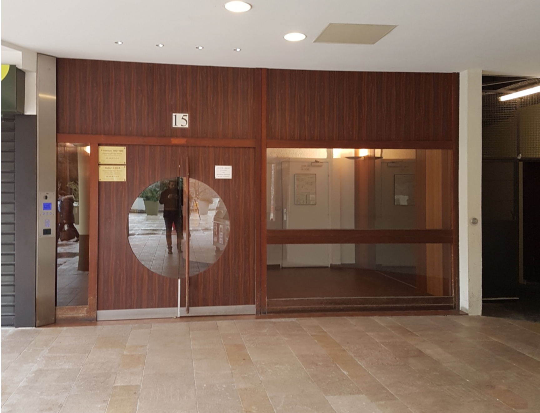 HALL DECOR Cours Les Juilliottes MAISONS ALFORT web4.jpg