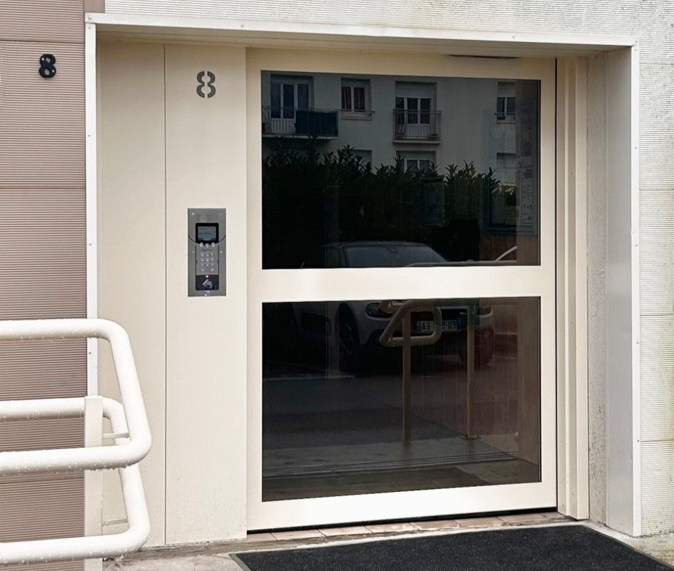 Toucy apres extérieur.jpg